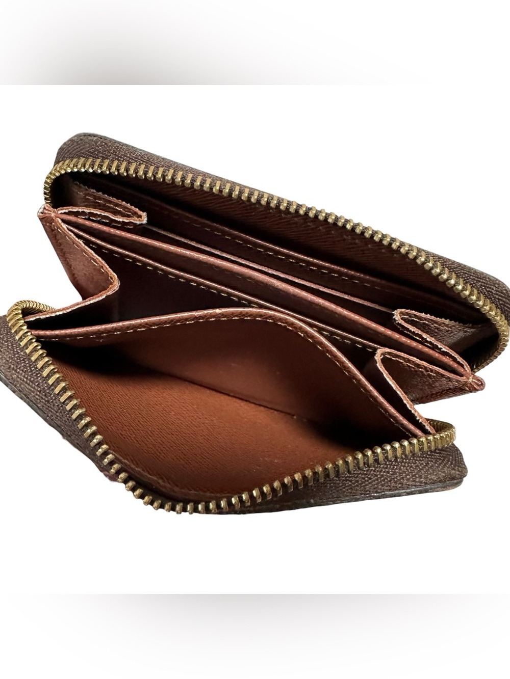 Louis Vuitton Monogram Leather Zippered Card & Coin Holder - Picture 9 of 14